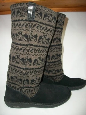 KEEN Boots WOMENS Size 7 BLACK & BROWN Suede Slip On Faux Fur Lined NICE - Image 1 of 4