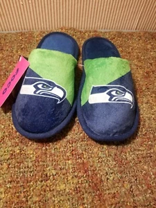 FOCO Youth Large Seattle Seahawks Slide Hausschuhe Rutschfeste Unterseite L 5/6 - Bild 1 von 5