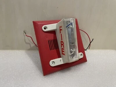 Federal Signal 460 火灾报警喇叭/闪光灯双面单元 — 第 1/4 张图片