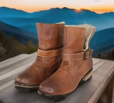 ALDO BROWN WOMENS SIZE 38 US 7.5 LEATHER FLEECE LINED PULL ON BUCKLE ANKLE BOOTS - Image 1 of 4