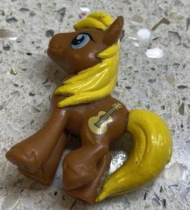 My Little Pony Hasbro Meadow Song 5 cm Figur Gitarre Mini - Bild 1 von 5