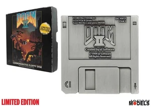 Doom 2 Commemorative floppy disk Antique Silver limited edition replica Fanattik - Imagen 1 de 9
