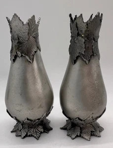 Pewter Salt Pepper Shaker With Leaves Applique 3 3/4" high Vintage - Picture 1 of 5