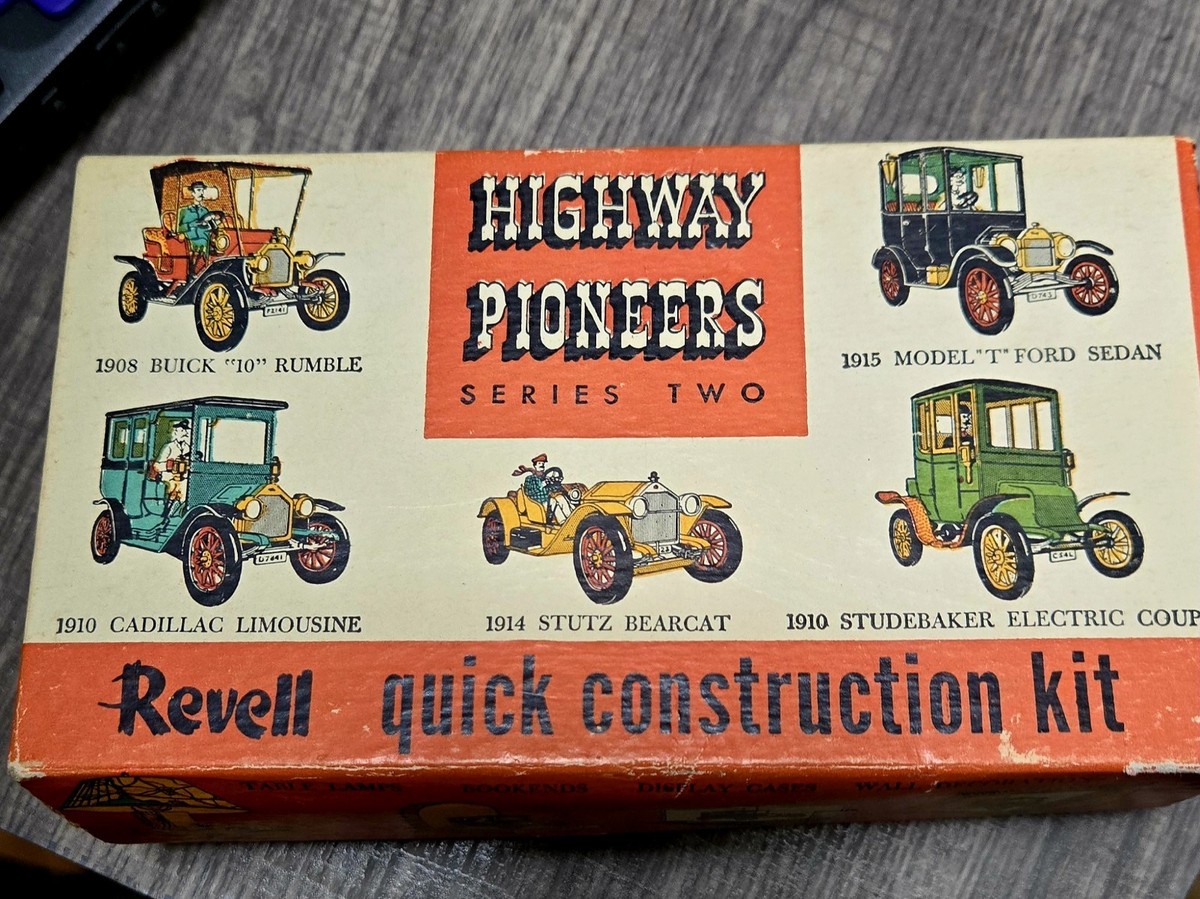 絶版プラモデル　1960年　HIGHWAY Pioneers 三種セット Revell Highway Pioneers In Vintage Automotive Toy Models