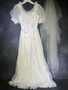 Vintage Ivory Puff Lace Ruffle Sleeve Wedding Dress Bridal Gown W/ Veil - Picture 1 of 21