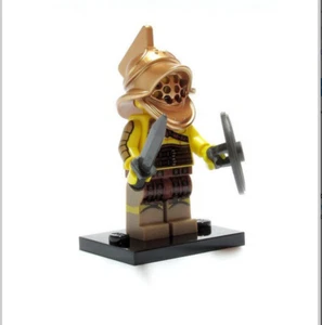 LEGO Gladiator New/Sealed Series 5 Collectible Minifigure Set (8805) - Picture 1 of 3