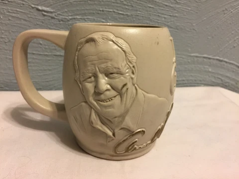GORGEOUS Arnold Palmer Legend Of The Century Porcelain Mug, MINT!! Cover