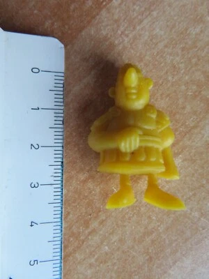 Dargaud Kaugummi Asterix und Obelix Figur (gelb) Römer in Uniform Soldat Rom - Bild 1 von 4