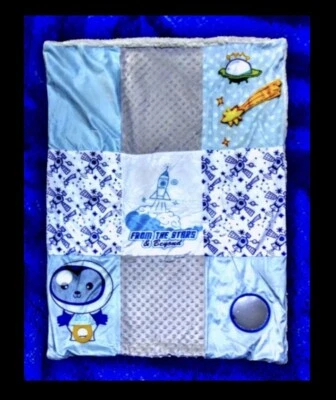 Baby activity Play Mat/blanket: 30"x40",plush with activities,2 sided,thick Warm - Image 1 of 4