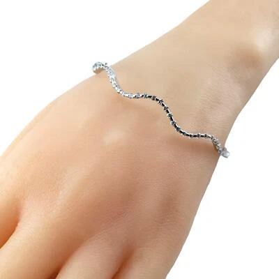 Brazalete ondulado de diamantes de oro blanco de 18 quilates #15277 Foto 1 de 4