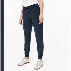 Pantalones de chándal Lululemon On The Fly - azul marino - talla 6 - Imagen 1 de 4