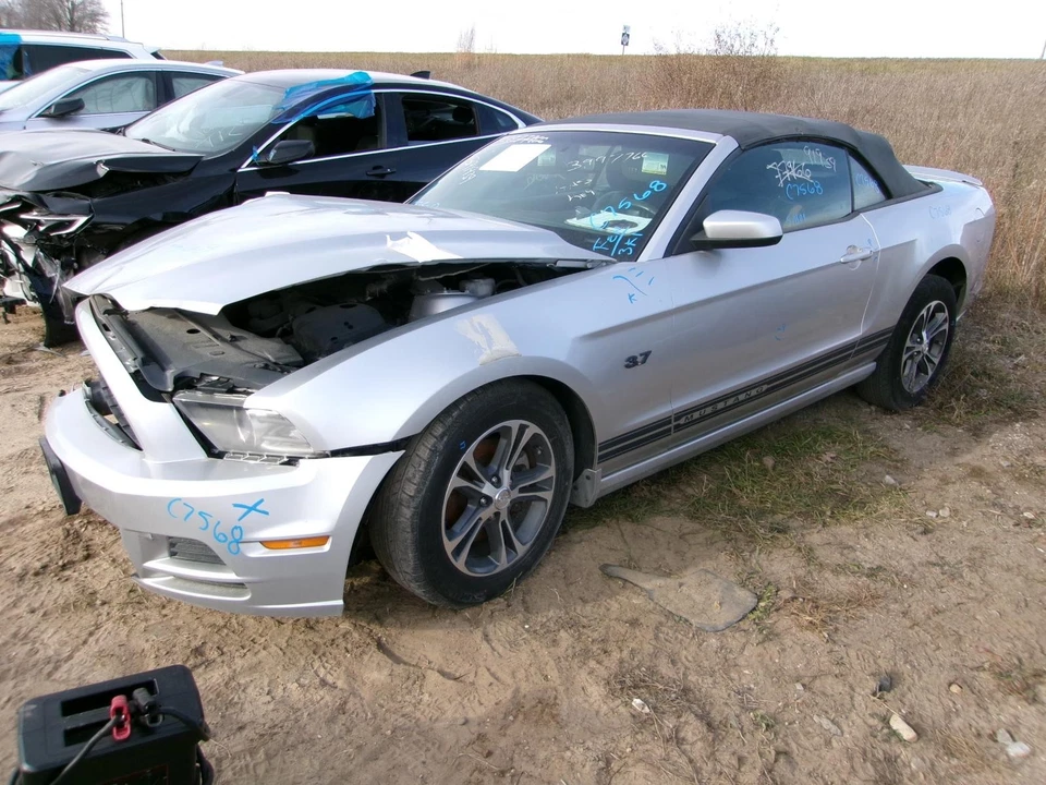 Conjunto de filtro de aire usado se adapta a: Ford Mustang 2014 3,7 grado A Foto 1 de 4