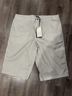 Мужские шорты-бермуды Fendi размер 50 - Изображение 1 из 4