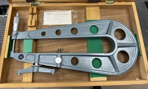 Mitutoyo Deep Throat, Sheet Metal Micrometer No. 118-107 - Picture 1 of 14