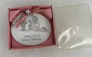 Vintage 1986 Precious Moments Wishing You A Yummy Christmas Ornament #222127 - Bild 1 von 5