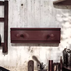 Toallero rústico hecho a mano de madera pintado borgoña 11 pulgadas Largo x 3,5 pulgadas. Alto - Imagen 1 de 8