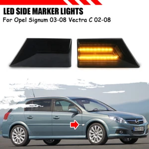 Coppia frecce laterali nere per Opel Vectra C Signum Caravan 2002-2008 - Foto 1 di 4