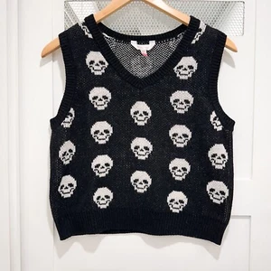 Cropped Skulls Sweater Vest Large Black White Witchy Skeleton Halloween Fuzzy - Picture 1 of 5