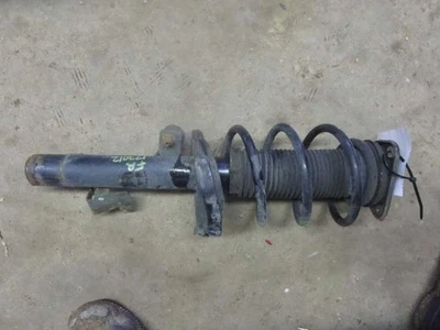 Mazda 2004 3 pasajeros puntal delantero derecho - a través de 02/04 VIN Foto 1 de 4