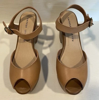 Plataforma de madera Peep Toe para lavandería china para mujer talla 9,5 Foto 1 de 4