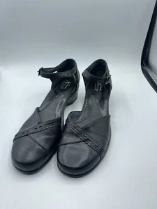 Clarks Artisan Womens Size 9.5 Black Ankle Strap Round Toe Heels Shoes - Picture 1 of 7