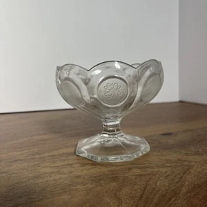 Vintage Fostoria Glass Avon Dish - Picture 1 of 3