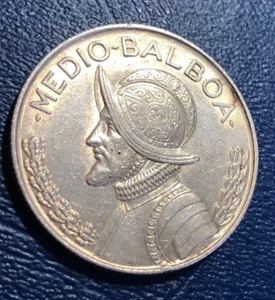 1962 - Panama Medio Balboa Coin* Silver* .900 (Vasco Núñez) - Picture 1 of 3