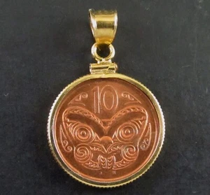 Coin Pendant 2006 New Zealand Ten Cents Coin 14K Gold Filled Bezel Soldered Bail - Picture 1 of 2