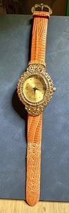 Orologio vintage Heidi Daus con cristalli e cinturino simile a lucertola - Foto 1 di 6