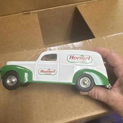 Metal Bank Hormel Foods Delivery Van Division Joseph L ERTL 1994 - Image 1 of 4