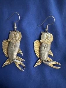 CINTIKA CAT HEAD FISH CATFISH EARRINGS SHEPHARD'S HOOK KITTY RARE GOLD SILVER - Picture 1 of 9