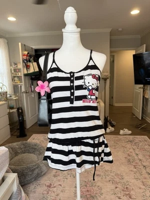 Vestido a rayas Y2k Hello Kitty Foto 1 de 4