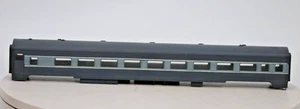 Rivarossi HO Scale 13-Bedroom Sleeper Shell –New York Central Colors Undecorated - Picture 1 of 16