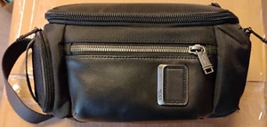 Tumi Men's Black Nylon Canvas Leather Shoulder Bag, OBN! Rare to find in US!! - Picture 1 of 9