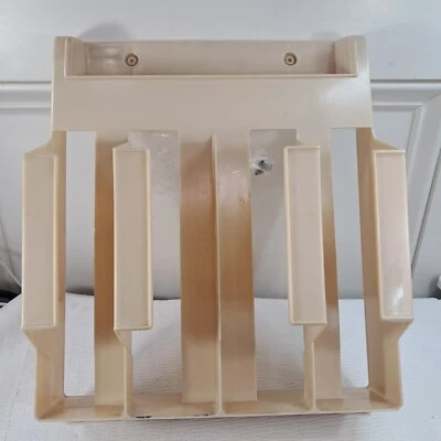 Винтажный органайзер для упаковки и сумок Rubbermaid 2321 кухонное подвесное дверное крепление миндаль - Изображение 1 из 4