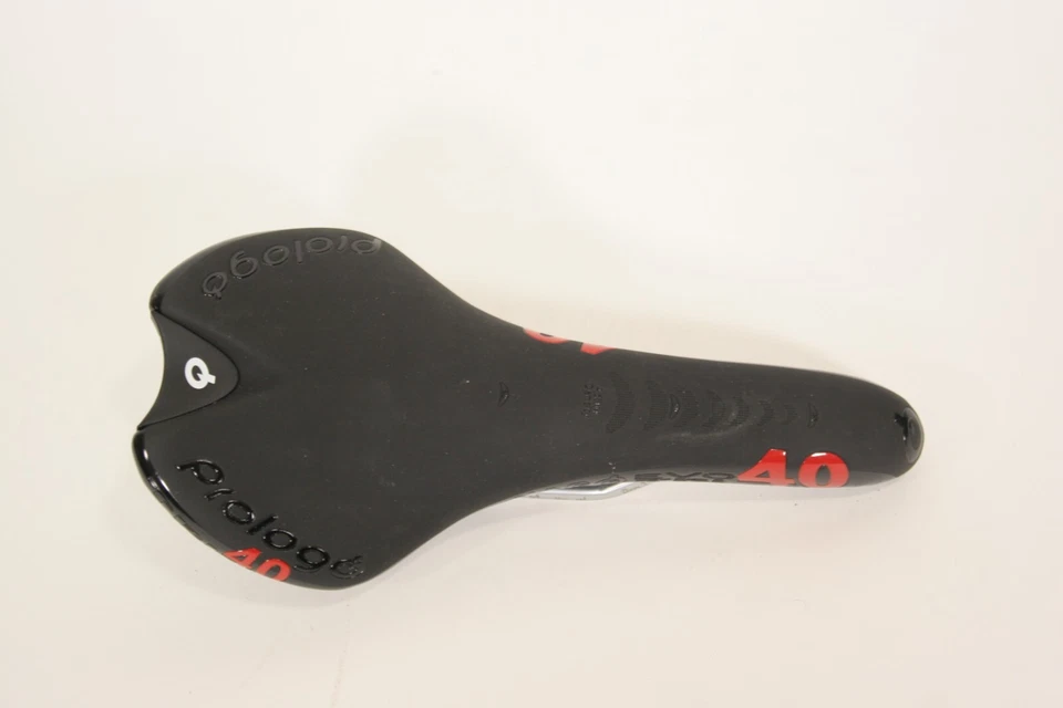 Черные направляющие Prologo Naga EVO Tri 40 Saddle Pro T 2.0 135 x 280 мм 265 г PRLO7 - Изображение 1 из 3