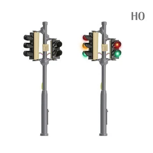 2 Stück Links Spur H0 1:87 Modell Verkehrsampel Fußgängerampel und LEDs Fahrzeug - Picture 1 of 6