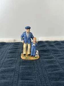 Norman Rockwell 1983 "Looking Out To Sea" Kapitän, Junge & Hund Figur 4" - Bild 1 von 6