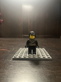 Lego Ninjago Minifigure Cole Rebooted, Elemental Earth Master 70720 70723