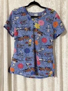 Blusa Médica Para Mujer M Peanuts Snoopy Charlie Marrón - Imagen 1 de 3
