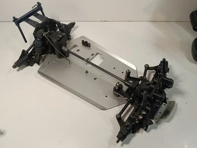 Kyosho PURETEN alpha wishbone arm hub Steering shock tower damper Hex axle Pin - Image 1 of 4