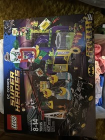 LEGO DC Comics Super Heroes: Jokerland (76035)