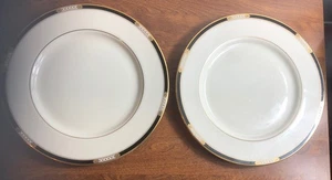 LENOX HANCOCK PRESIDENTIAL SERIES DINNER PLATES (2) - Picture 1 of 6