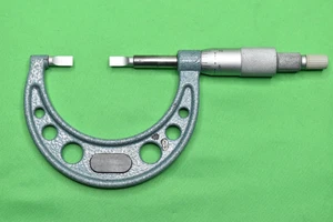 Mitutoyo 122-126 OD Blade Micrometer  1"-2"  Range.0001" No Case - Picture 1 of 20