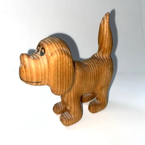 Perro sabueso de madera vintage cortado con láser ~ 4 1/2” de alto ~ artista de Nazaret, Pensilvania 1994 - Imagen 1 de 8