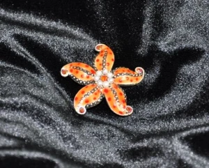 Vintage Starfish Brooch Pin-Orange Red Dots-Pearl Sea Life Beach Ocean Coastal - Picture 1 of 2