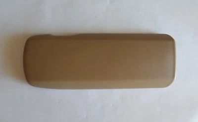 PORSCHE 2017 24 982  718 BOXSTER CAYMAN LUXOR BEIGE 982857151DM5  ARM REST COVER - Imagem 1 de 4