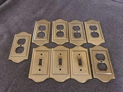 Amerock Charter Duplex Receptacle Cover Plate Brass 8082 & 8081 Switch Plate. R3 - Image 1 of 4