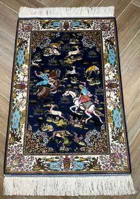 Alfombra colgante de pared medallón de lujo ilustrada seda 100 % alta calidad 2x3 pies Foto 1 de 4