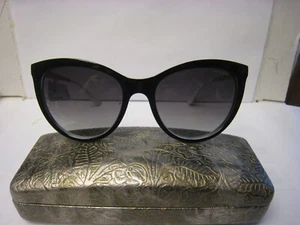 Christian Siriano Collette Black/White Sunglasses 54-18-145 NWT Cat Eye - Picture 1 of 5